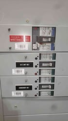 600 Amp, General Electric Spectra Series, Panelboard, 480 Volts, 6 Breakers, UPS/AC Condenser Feed - Image 3
