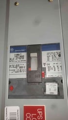 250 Amp. General Electric, Spectra Series, Panelboard, UPS Output, w/ (3) Hi-Break Breakers, 480 Volts - Image 4