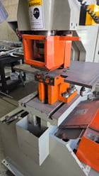 5-1/8" x 5-1/8" x 1/2" Baileigh #SW-95, hydraulic ironworker, 95 ton, 16" throat, 3.93" stroke, 10 HP, 230 - Image 7