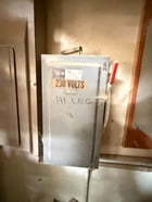 125 psi, Gardner Denver #ADO-1003, Two-Stage Vertical Air Compressor, 870 RPM, 6-3/4" & 3-3/4" bore, 4" - Image 4