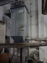 Image for 195 cfm Young #VM72-25, vertical modular Uni-Cage filter/dust collector, 2001