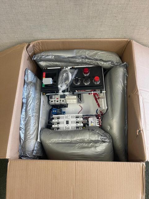 Eaton, motor control center buck, size 3 Starter, 100 amp breaker