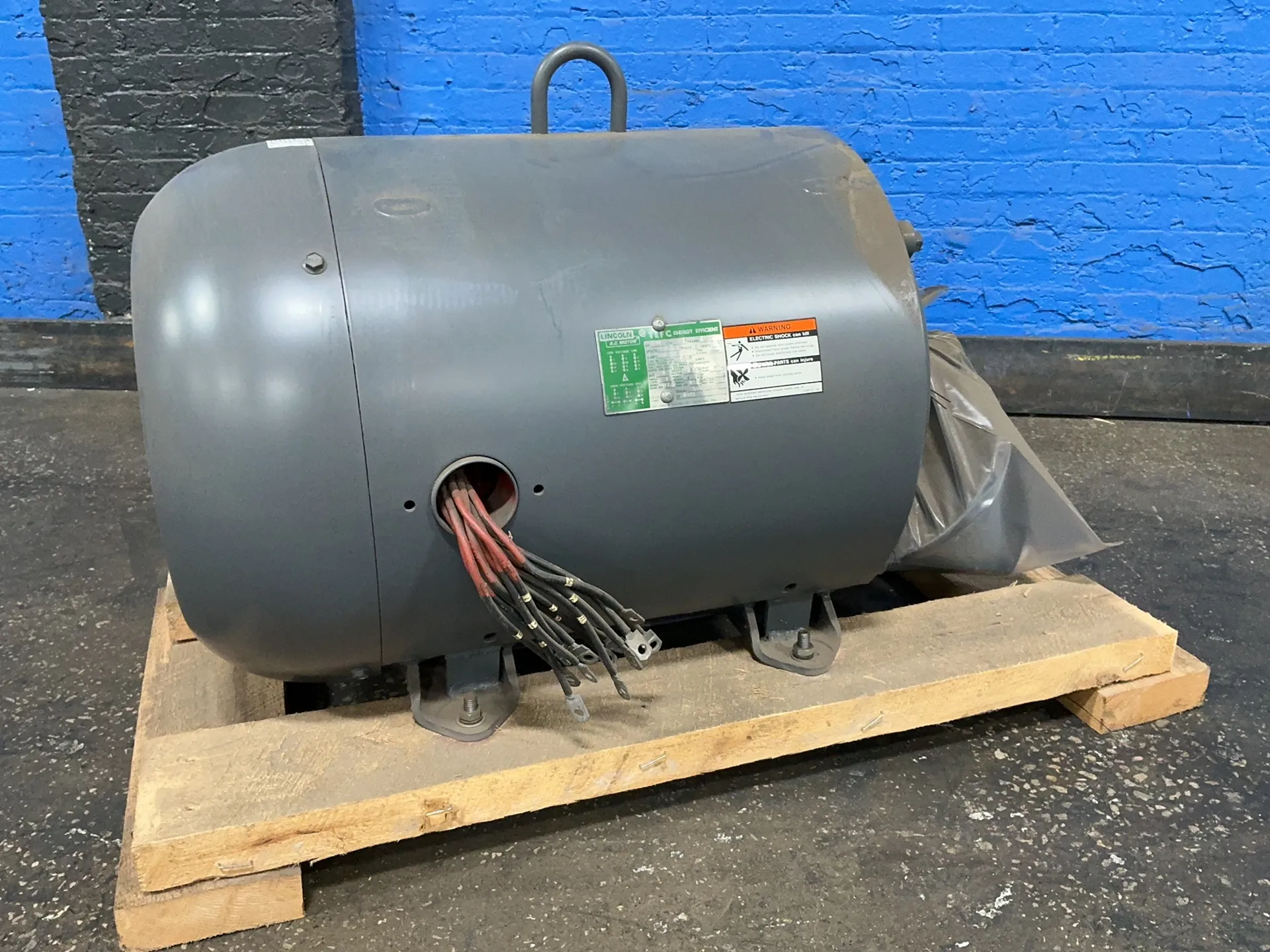 100 HP 3525 RPM Lincoln Electric, Frame 405TS, 3 phase, 60 Hz, 230/460 Volts