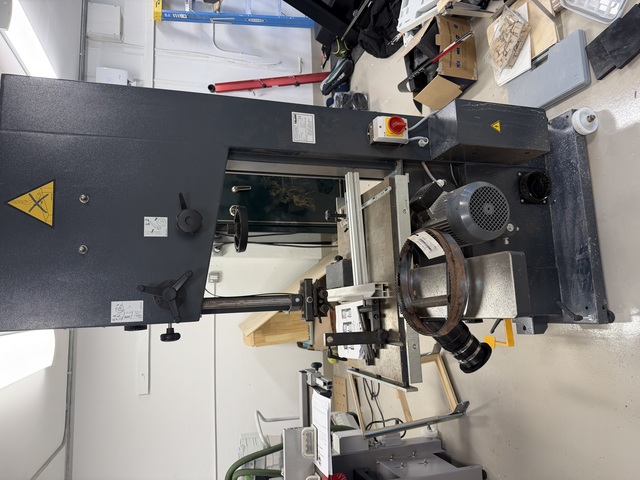 18-7/8" x 16-1/8" Felder #FB-510, Vertical Band Saw, 19-5/8" x 25-1/2" table, 170" blade, 3600 FPM, ceramic