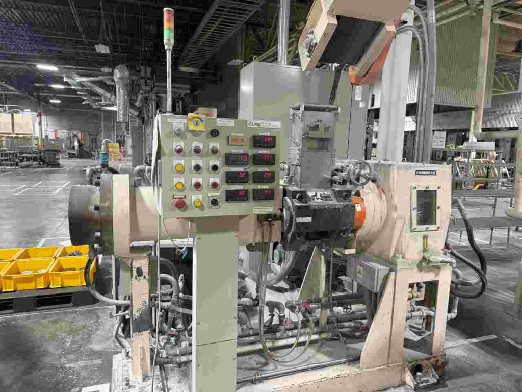 5.9" Electric Machinery Engineering #EMR-150D8, Silicone Extruder, 8:1 L/D, power feed roll, adjustable