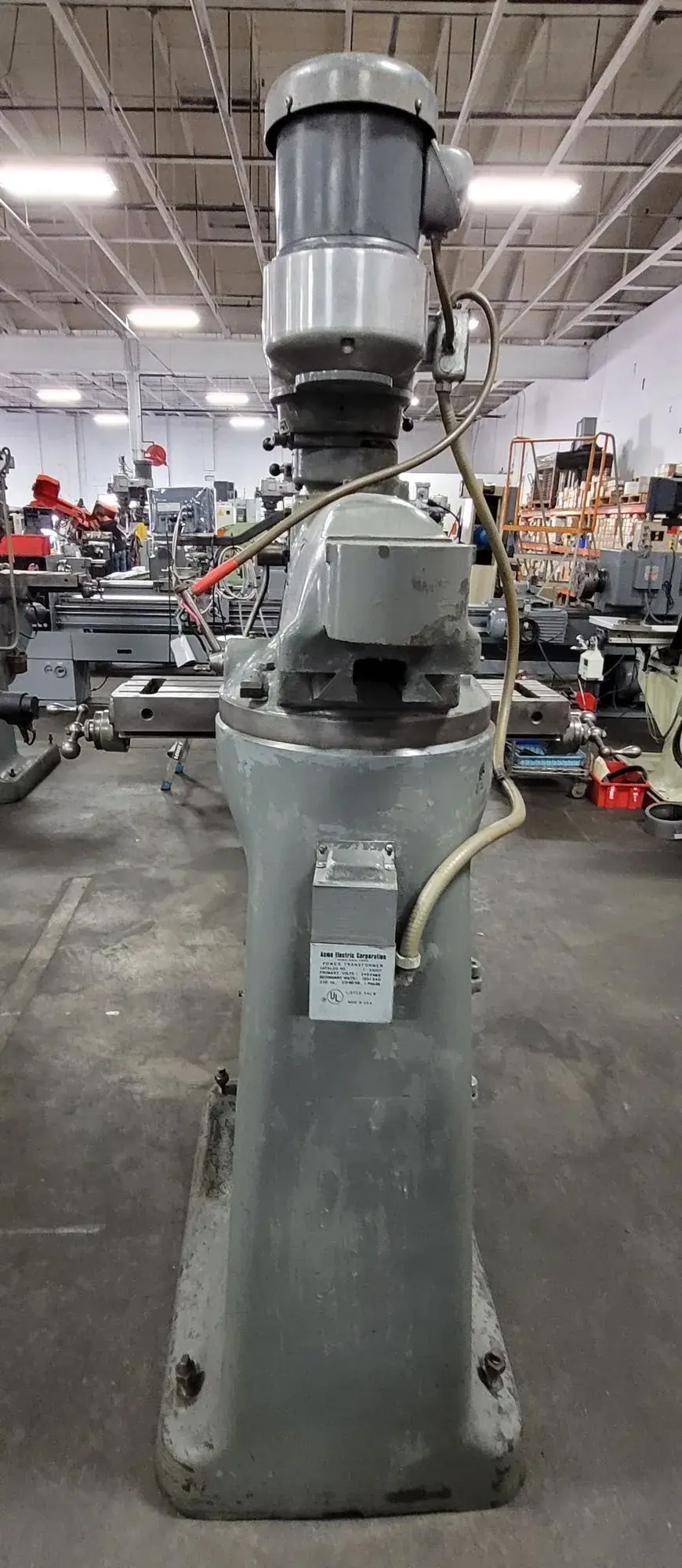 Bridgeport #SERIES-1, vertical knee mill, 9" x 36" table, 2 HP, 60-4200 RPM, R8, 460 V.