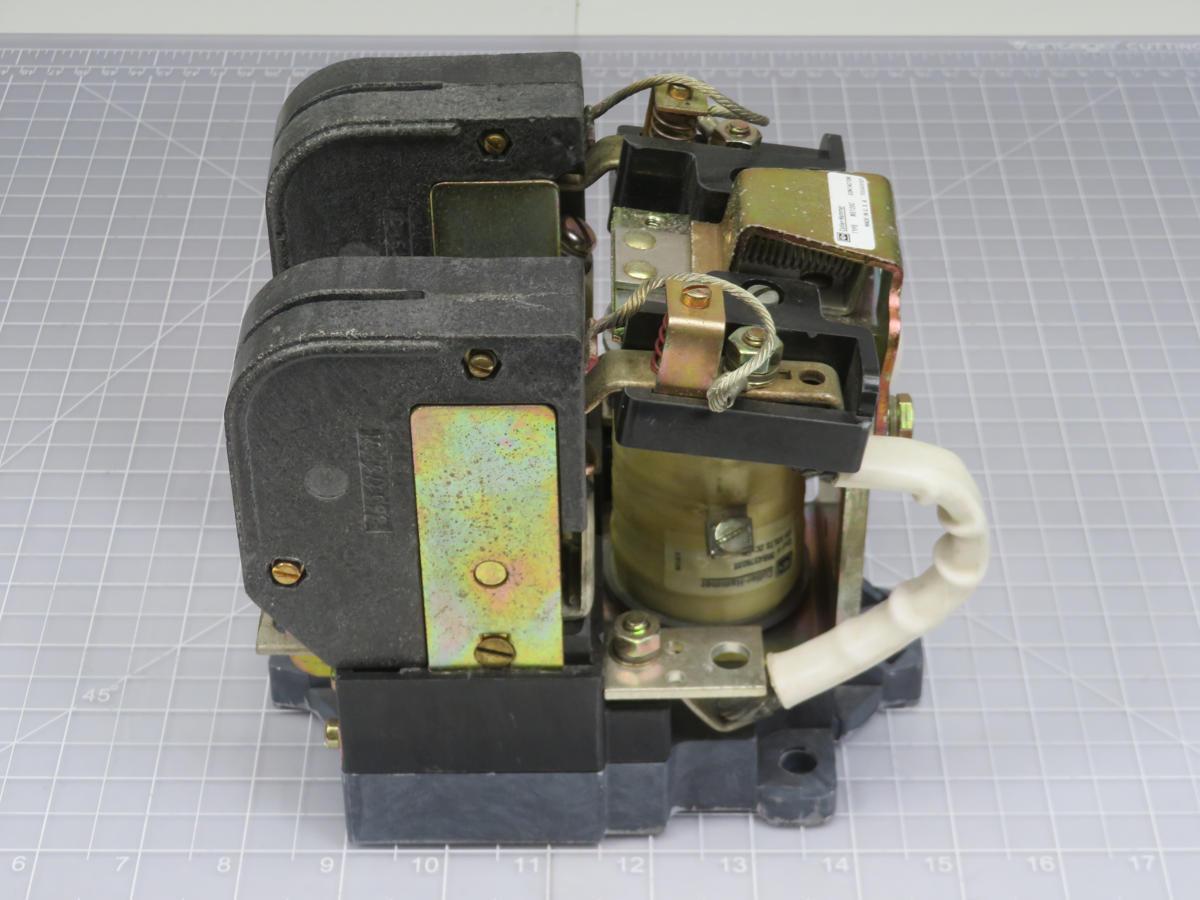 25 Amp, Cutler Hammer #ME120C, DC definite purpose contactor, size 1, 2 aux, 600 Volts, 125 VDC coil