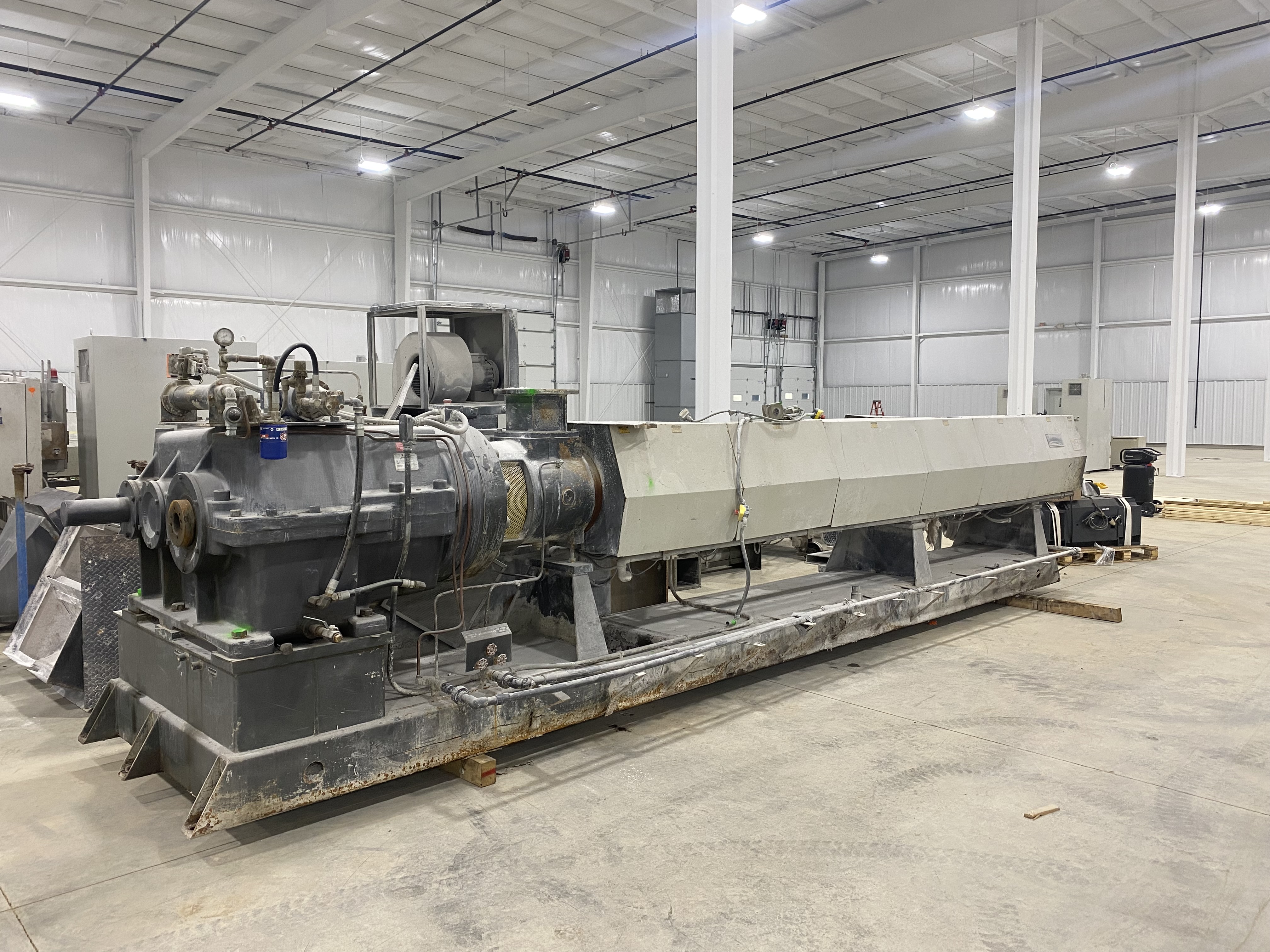 6" Davis Standard, extruder, 36:1 L/D, 400 HP DC, double vented, 8" slide gate screen changer, spare screw