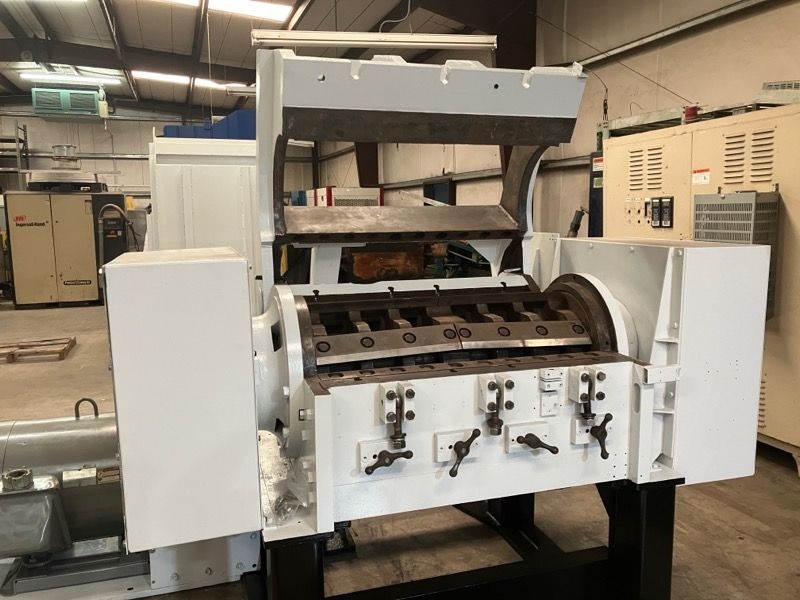 20" x 40" Cumberland #C-1000, plastic granulator, twin shear rotor, 100 HP, dual flywheel, split chamber