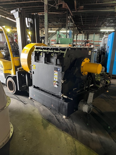 38" x 26-1/2" Rapid #G60/100, plastic granulator, 140 HP, 5 rotor knives, 2 bed knives, hydraulic hopper