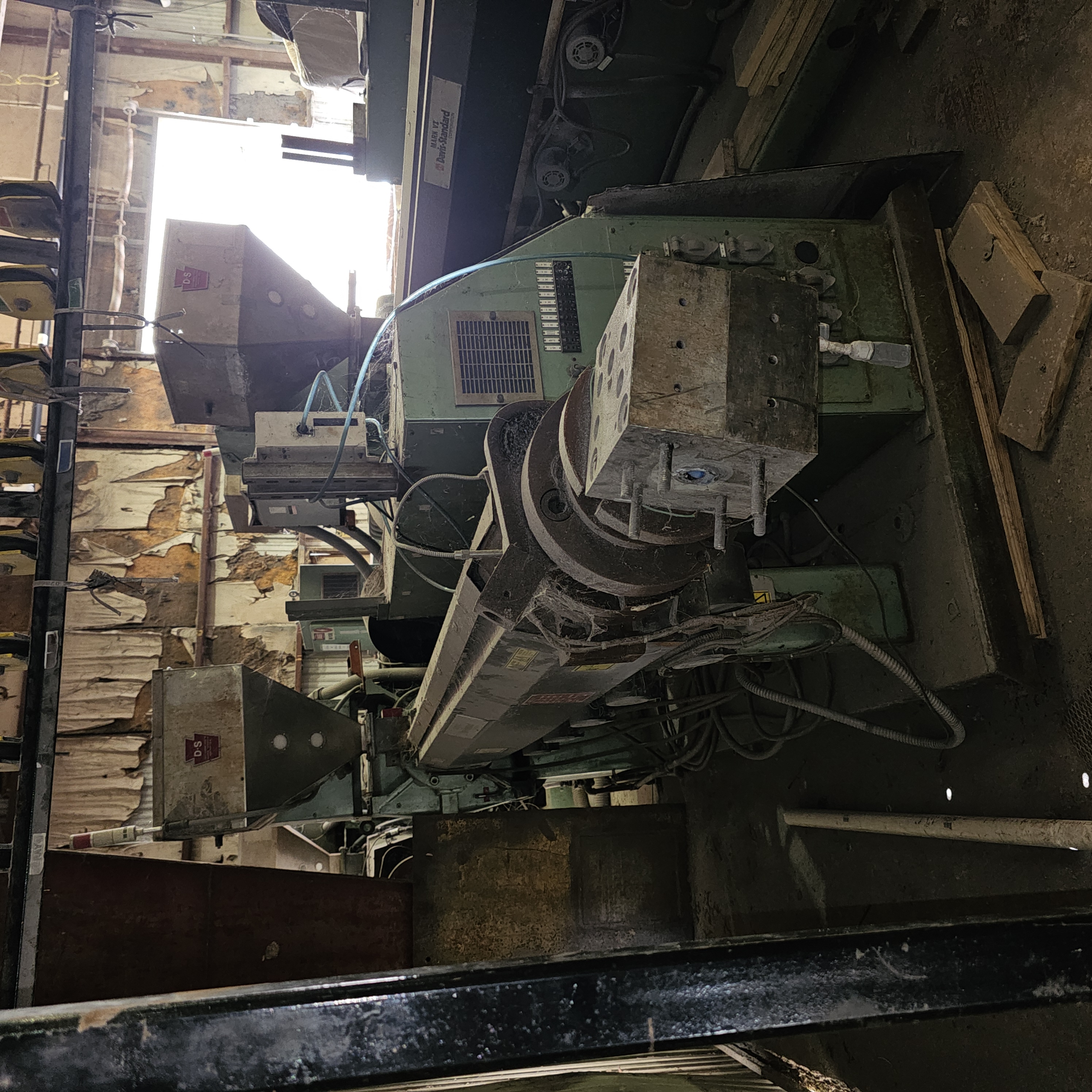 3.5" Davis Standard #MV35IN35, extruder, 24:1 L/D, air cooled, non-vented, 158 HP, 17.39:1 gear ratio, 1998