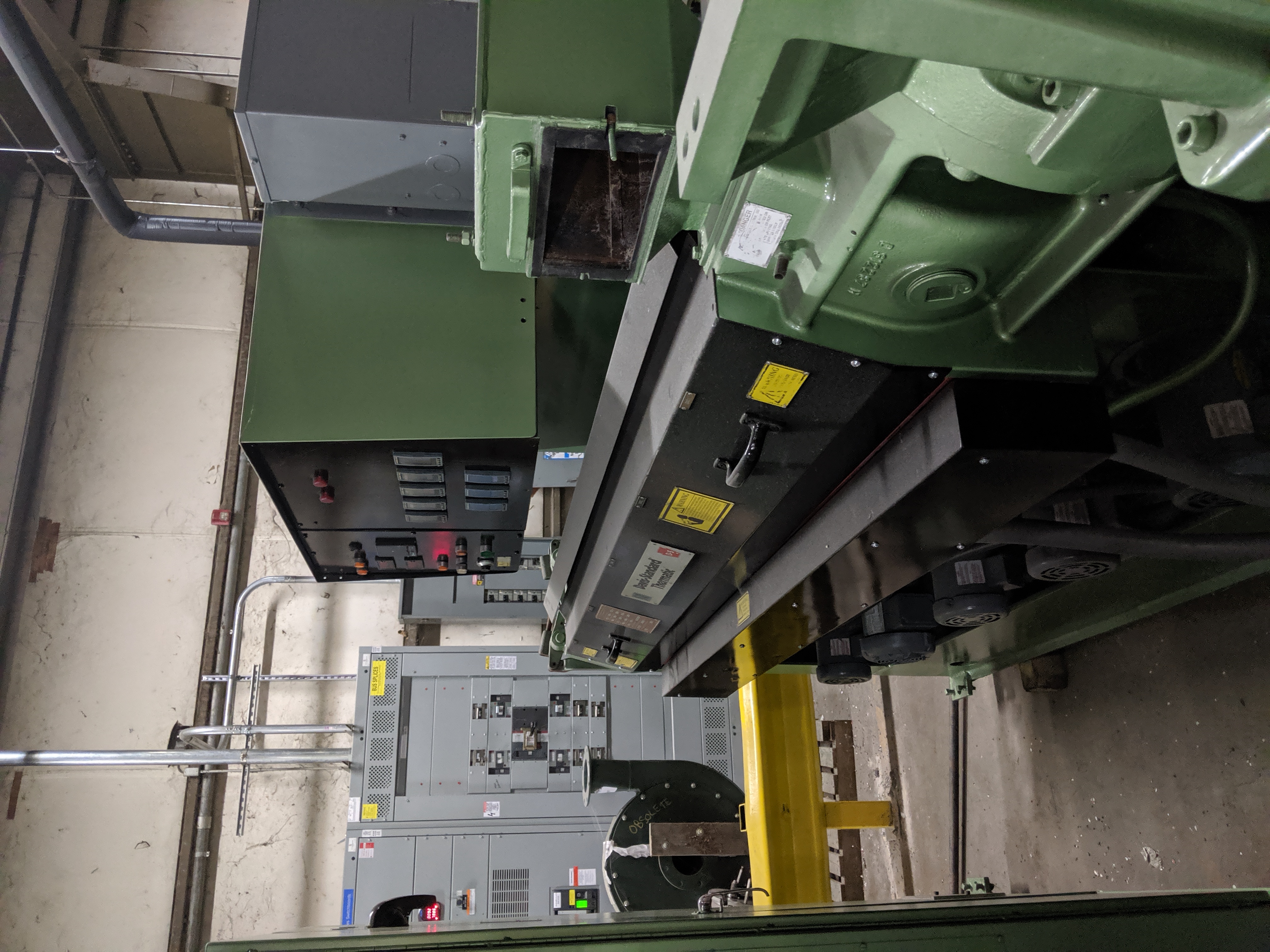 3.5" Davis Standard #35IN35, extruder, 24:1 L/D, 50 HP AC motor & drive, air cooled, 5 barrel & 3 die zones