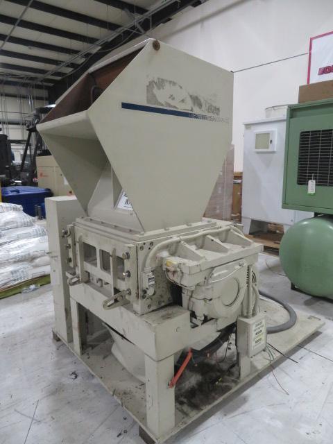 14" x 24" AEC Nelmor #G1524MB, heavy duty plastic granulator, 1,000 lb/hr, 6" vacuum take off, 480 V.