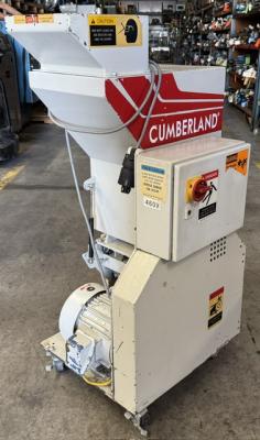 11-1/2" x 11-1/8" Cumberland #6512, plastic granulator, 5 HP, open rotor, 3 rotor & 2 bed knives, casters
