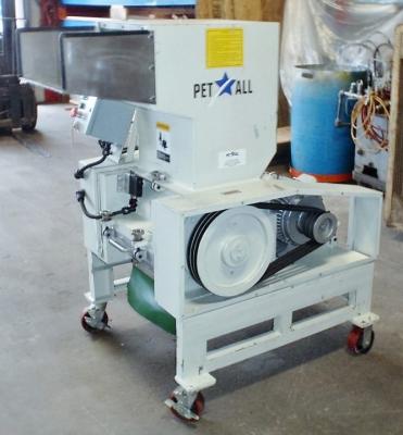 15" x 9-1/2" Pet-All, plastic granulator, 10 HP, 3-blade open rotor, 220 V., 50 Hz., casters