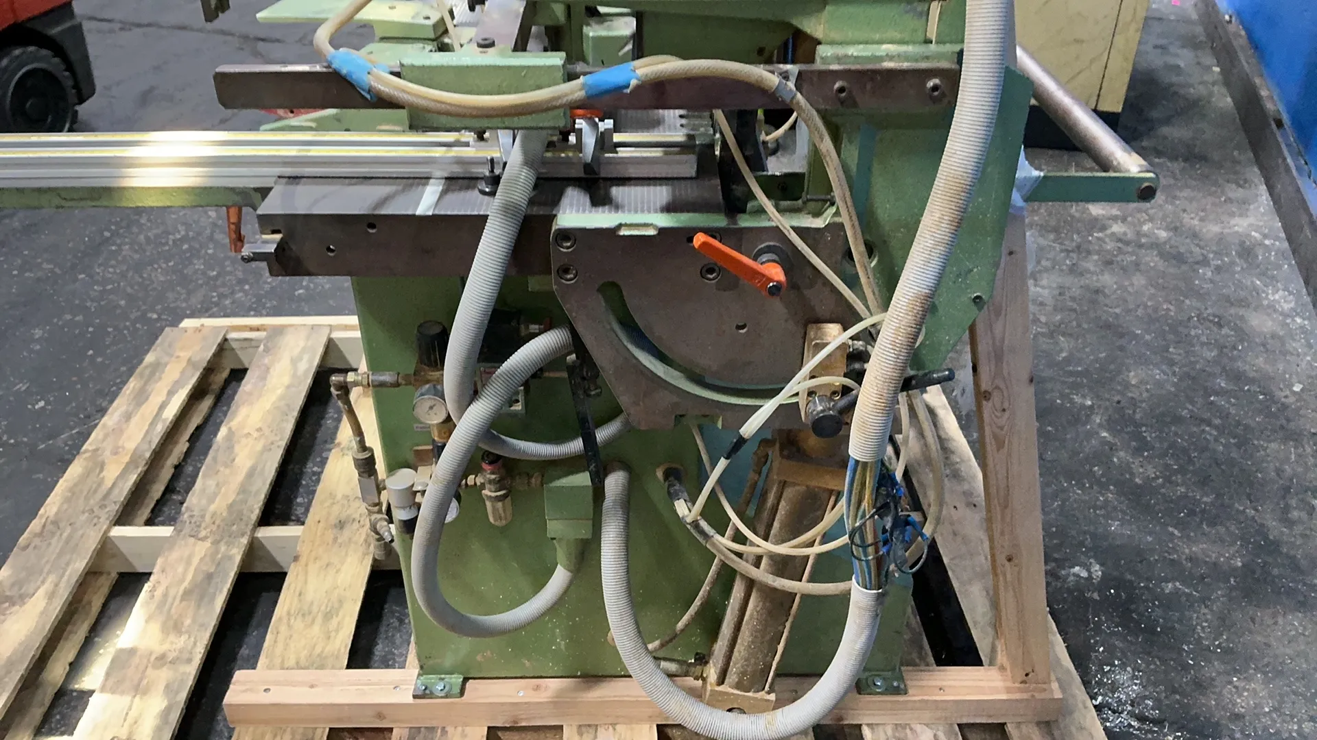 Ayen #SKB-50, dowel and line boring machine, 2.2 KW, 8" x 32" table, 6 bar, foot switch, 230 V., 1985