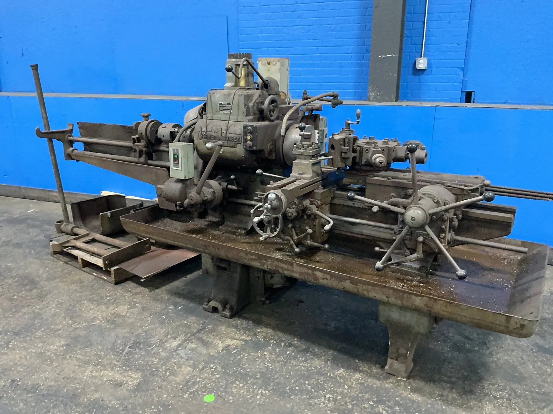 Warner & Swasey #4 / M-I420, turret lathe, 10" 3-jaw chuck, tool changer turret, tool post, 10 HP, 440 V.