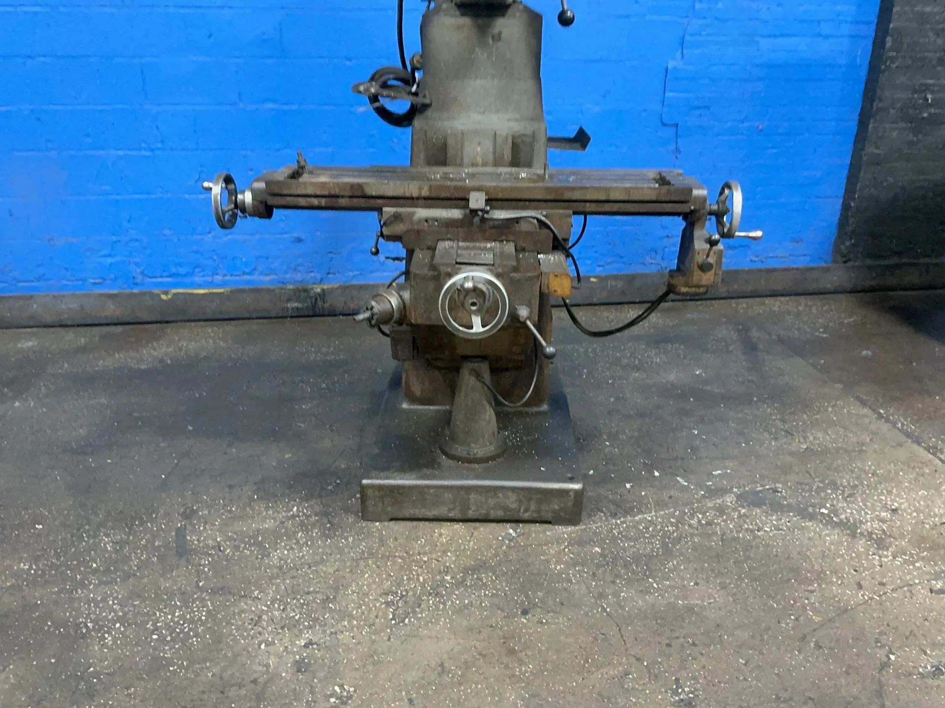Ex-Cell-O, vertical mill, 9" x 42", Quality 200 digital read out, 1 -1/2 HP, 208-220/440 V.