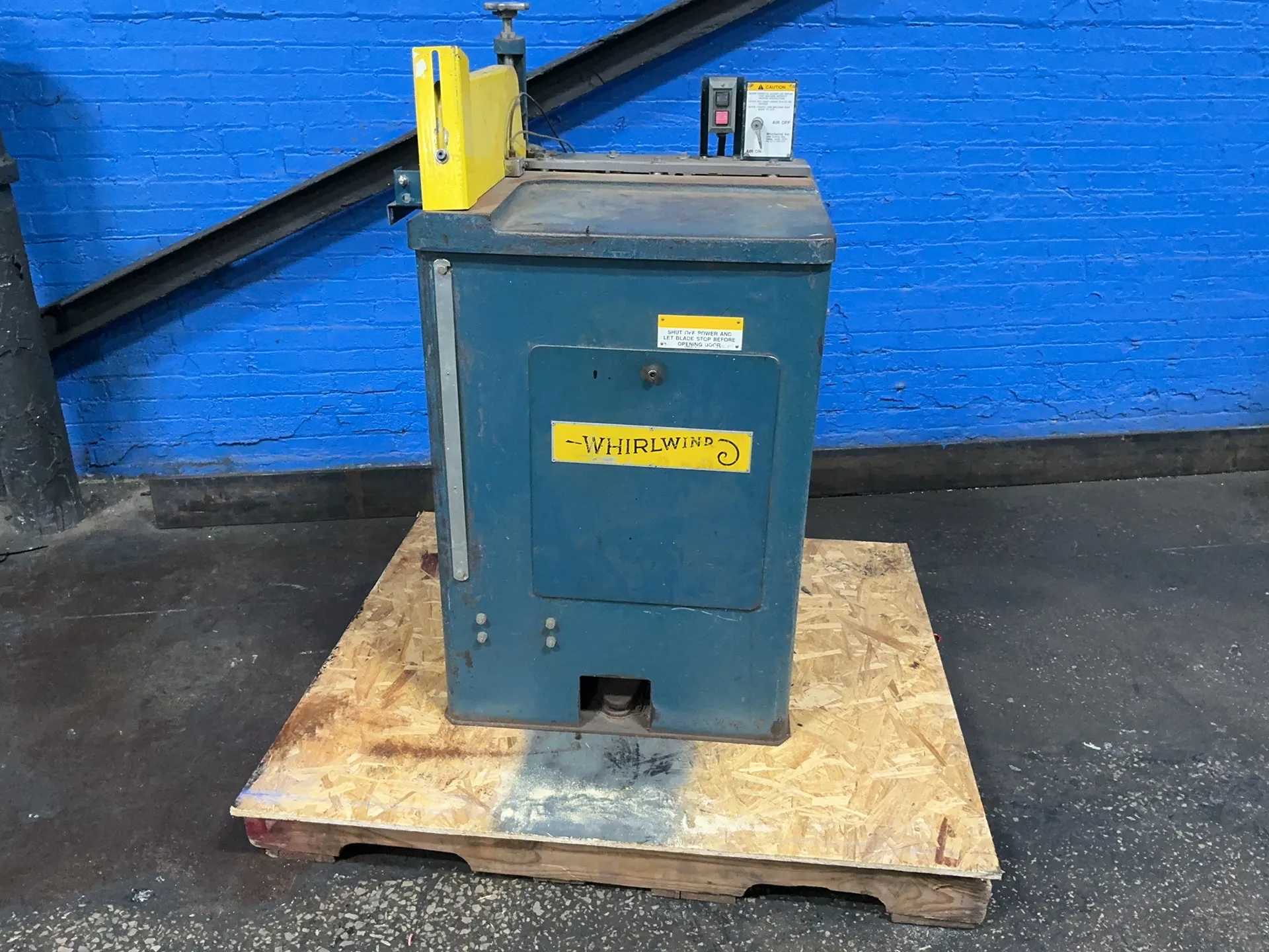 14" Whirlwind #212L, upcut chop saw, foot pedal, 10 HP, 3450 RPM, 208-230/460 V.