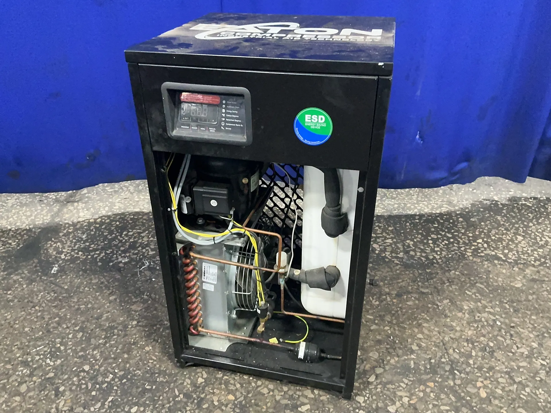 58 CFM, 230 PSIG, Eaton #PDRCF1150058, refrigerated air dryer, R134A, 13.1 A, 115 V.