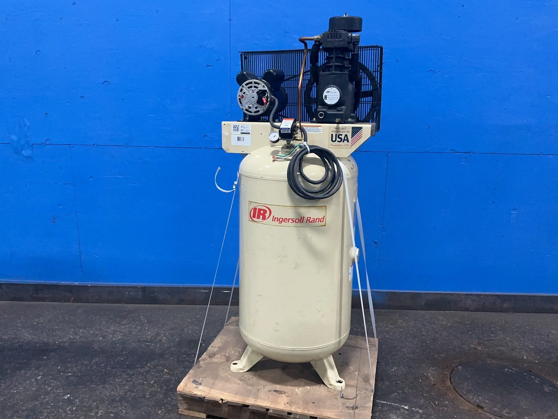 5 HP Ingersoll-Rand #TS4N5, air compressor, 102 gallon tank, 3.7 KW, 208-230 V., 2021