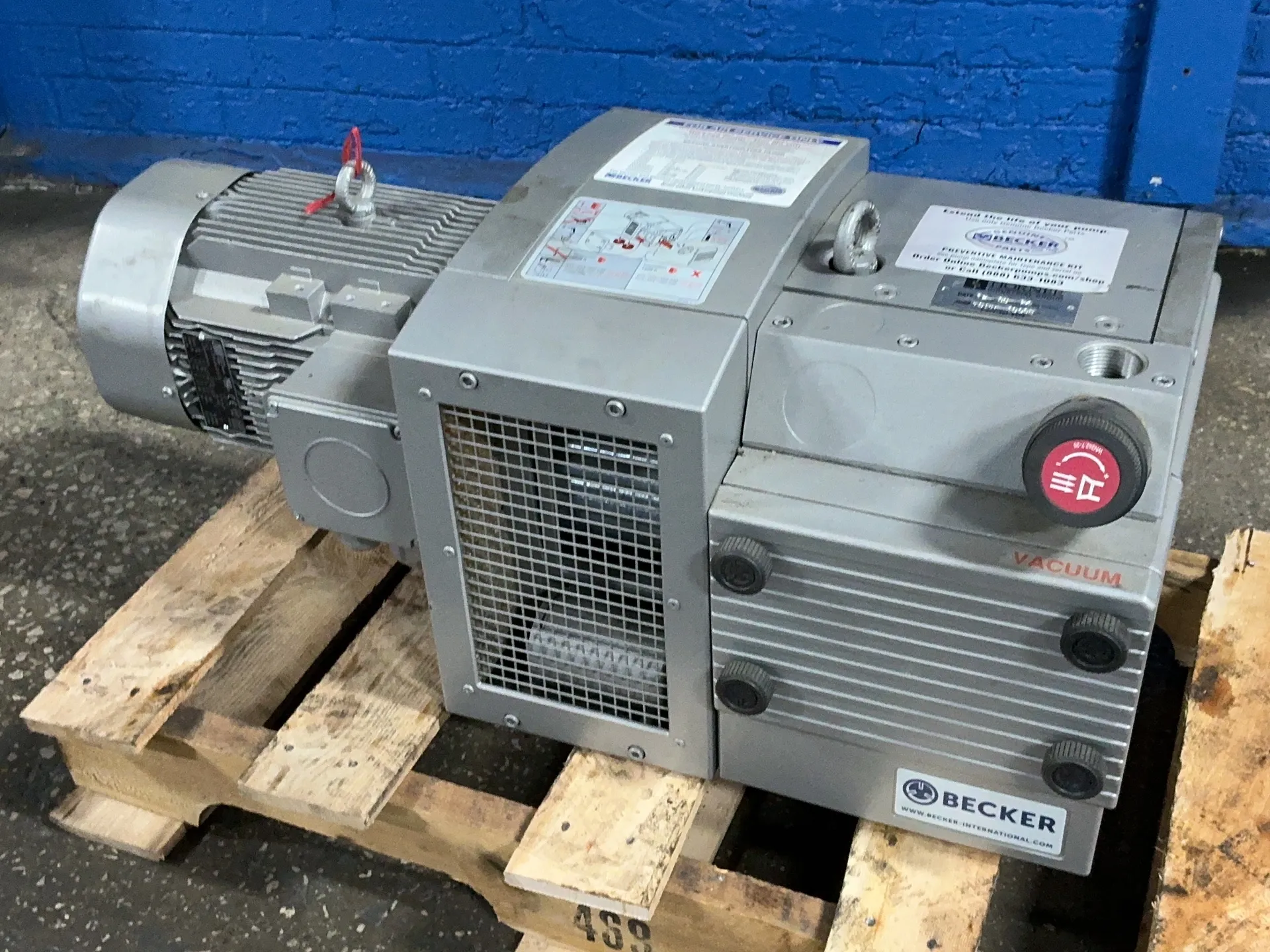 Becker #KVT-3.60, vacuum pump, 3.5 HP, 1420 RPM, 100 mbar, 10.1/5.1 A, 230/460 V.