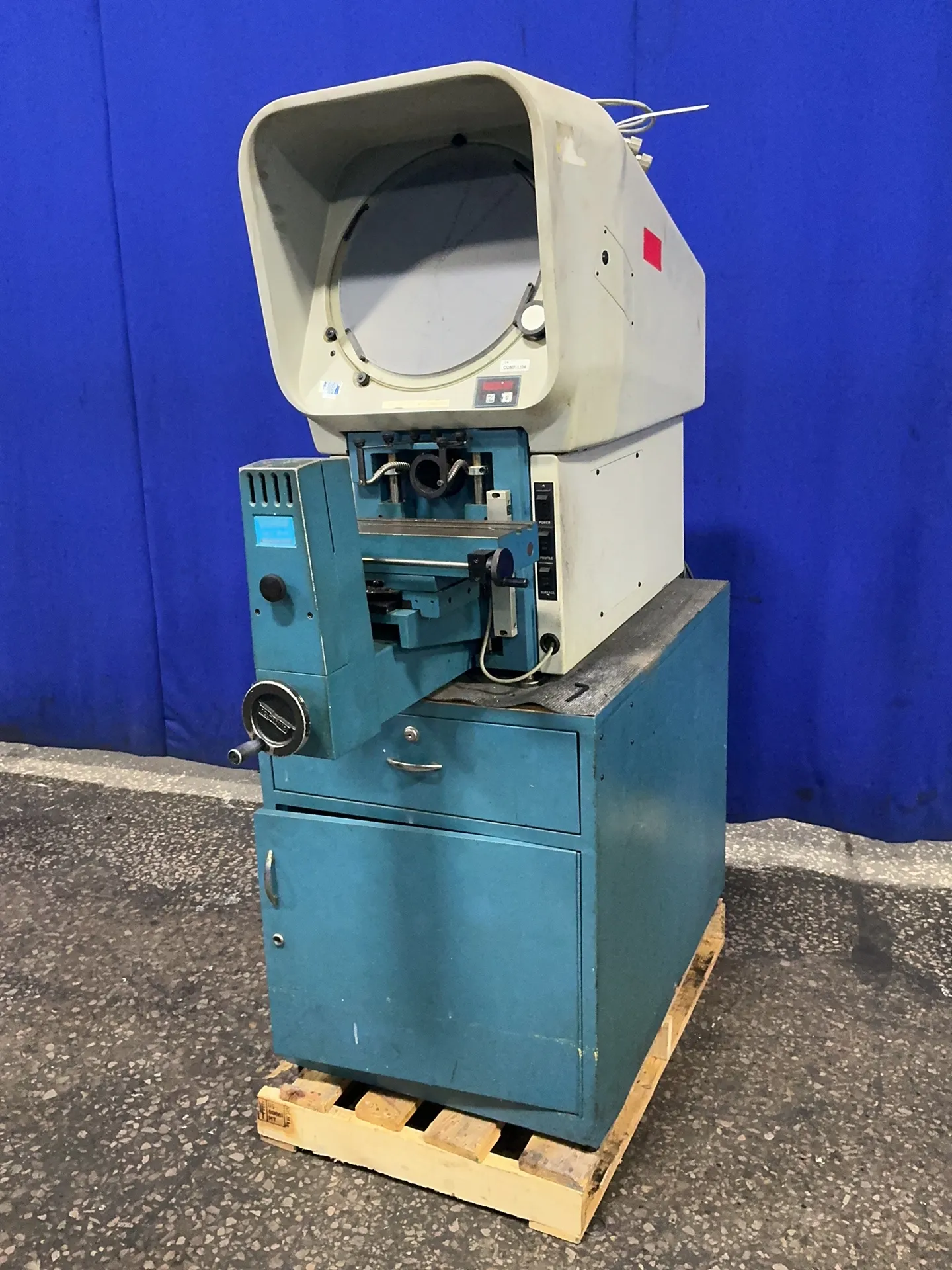 14" Deltronic #DH14-MPC, optical comparator, 5" x 15" table, lens, manual, accessories, 2 amp, 120 V.