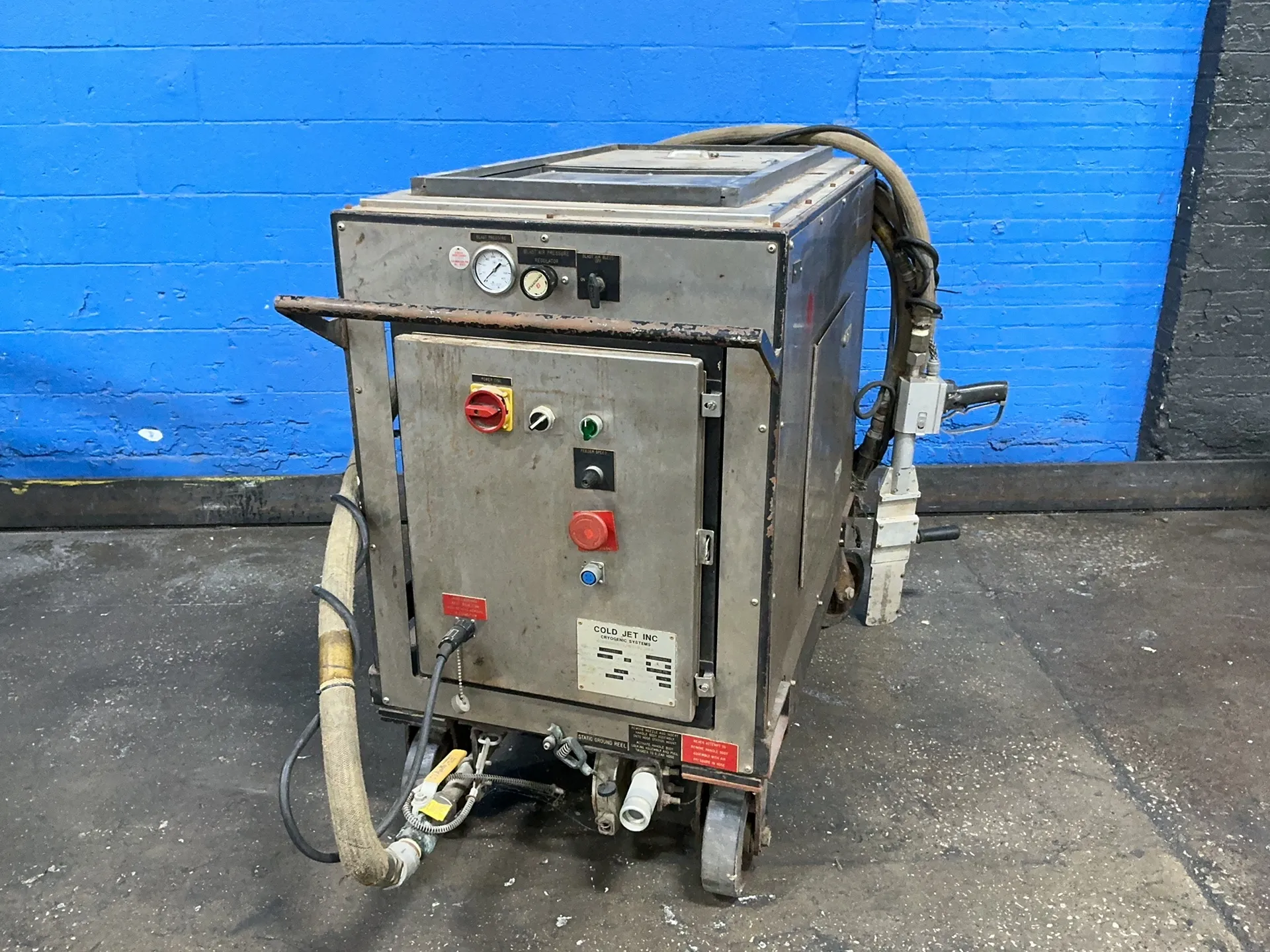 Cold Jet #2A0066A, dry ice blasting machine, 85-325 PSI, 20 A, 120 V., 1995