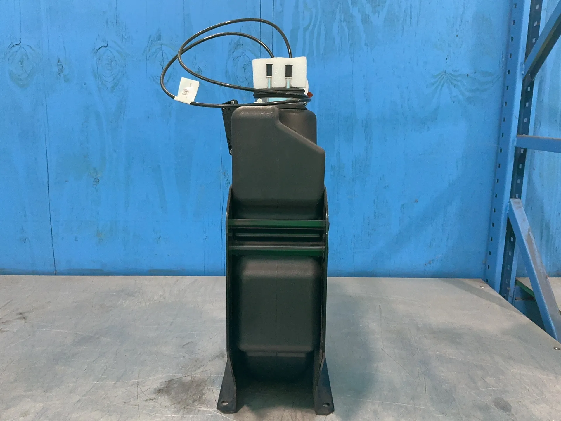 20 L Deutz #04603121, diesel exhaust fuel reservoir, 2019