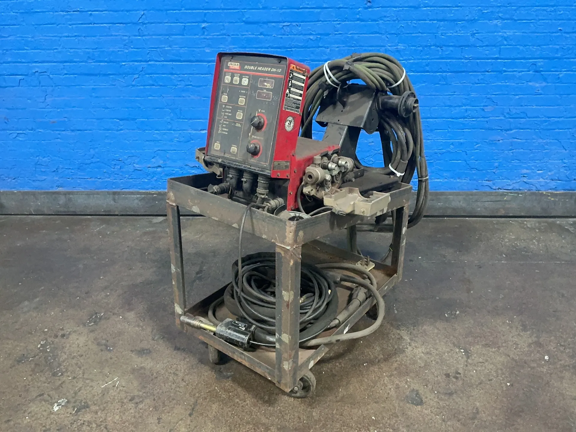 Lincoln Electric #DOUBLE-HEADER-DH-10, wire feeder, 42 V., 4 A, welding gun