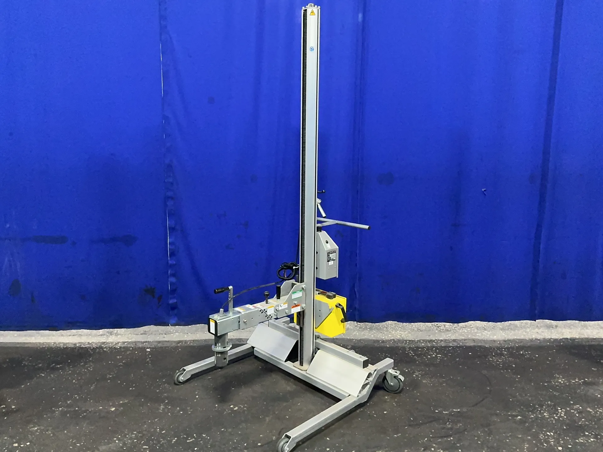 200 lb. Schlumpf #ERH-200-PT-ADJ, Roll Handler, 75.18" max lift height, 90 A, 24 V., 2019