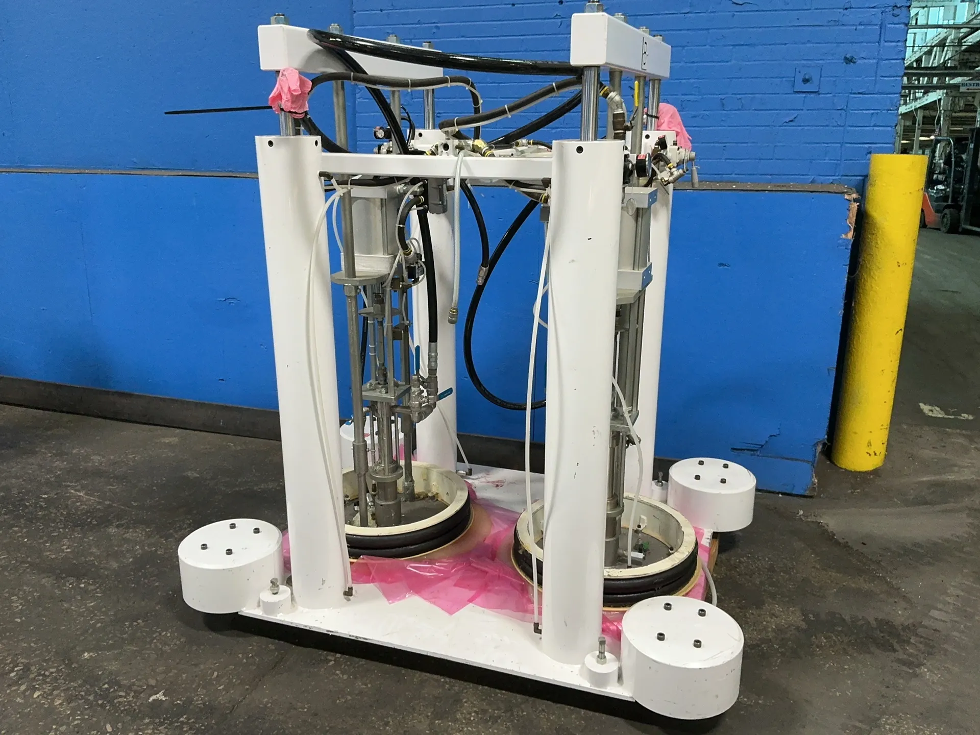 Dispensing Unit, 21" capacity, pneumatic pump system