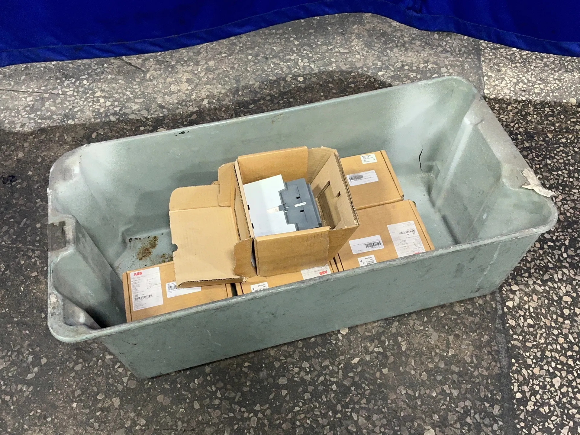 ABB #AF145-30, Contactor, 145 Amps, 100-250 Volts, LOT of 6