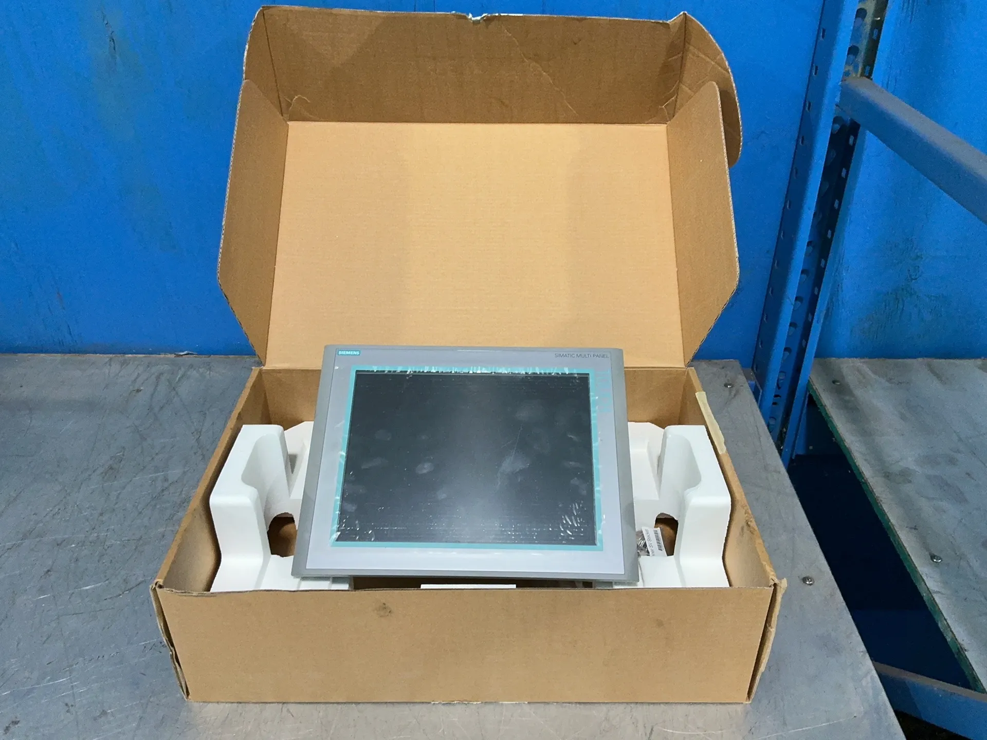 Siemens #6AV6644-0AB01-2AX0, Simatic Multi Panel Operator Panel, 15", 24 VDC, 2.8 Amps, new