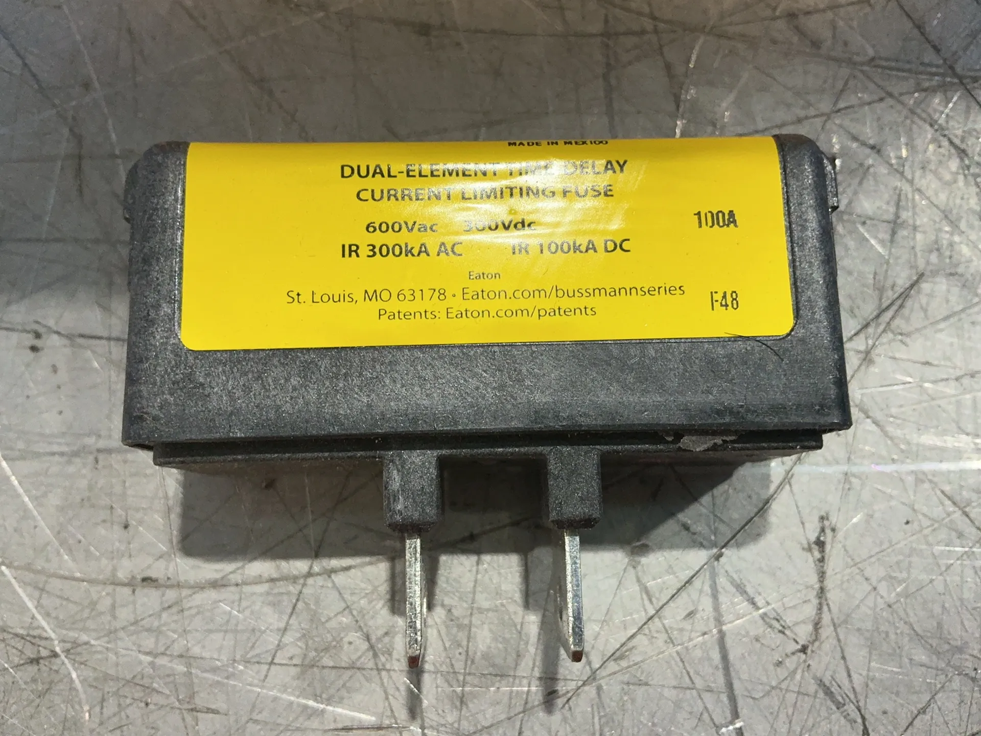 100 Amps Eaton #TCF100RN, Fuses, 600 VAC/300 VDC, new, LOT of 96 (55 available)