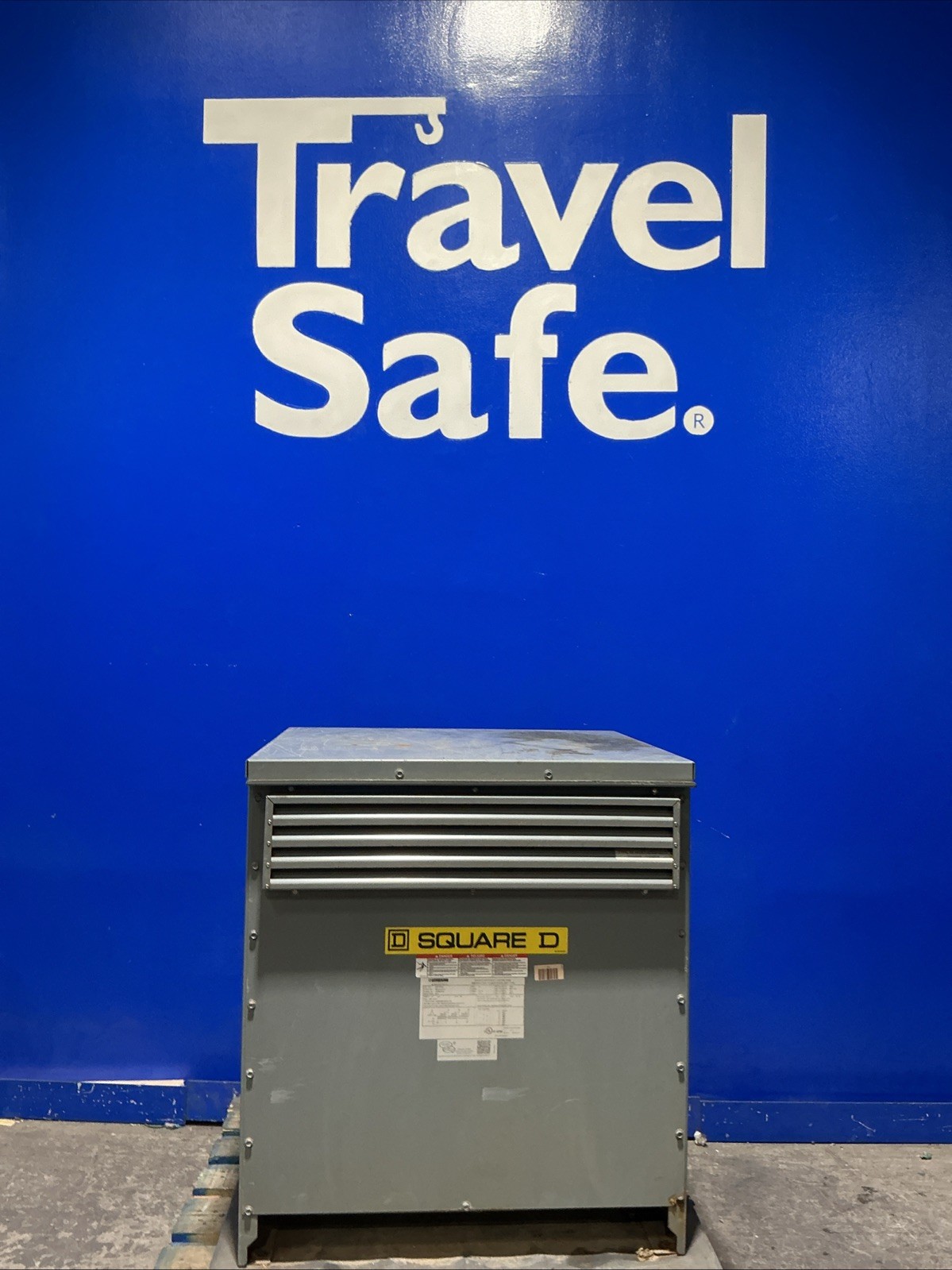 75 KVA 480 Delta Primary, 208Y/120 Secondary, Square D EXN75T3H, step-down dry type transformer, 3PH, 60 Hz