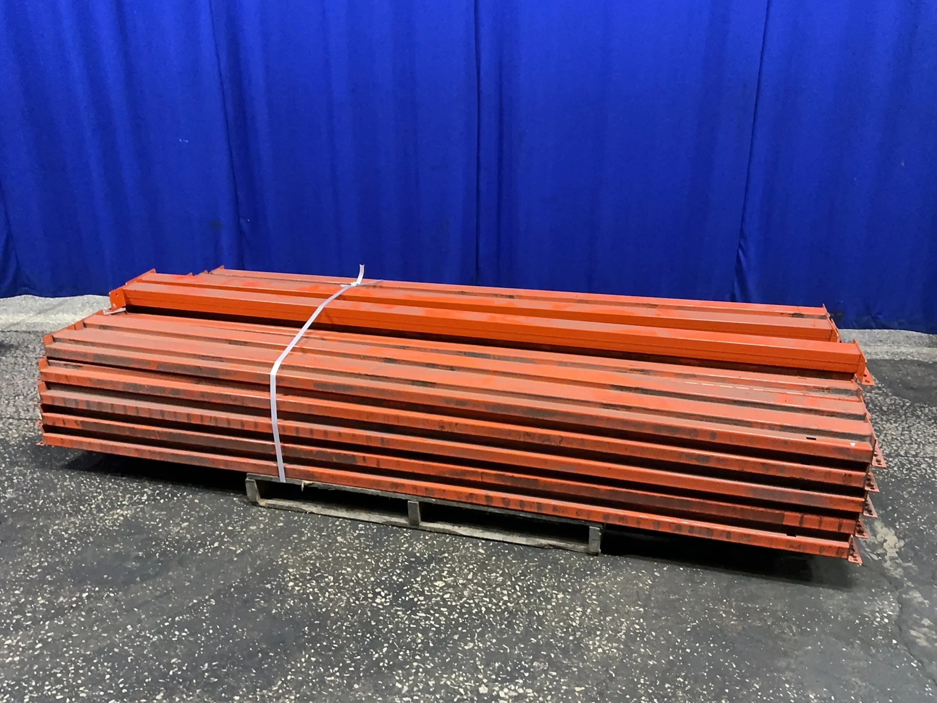 Pallet racking beams, (2) 5" x 108" and (40) 4-1/2" x 108" beams, 3" x 8" and 3" x 6" plates, LOT of 42