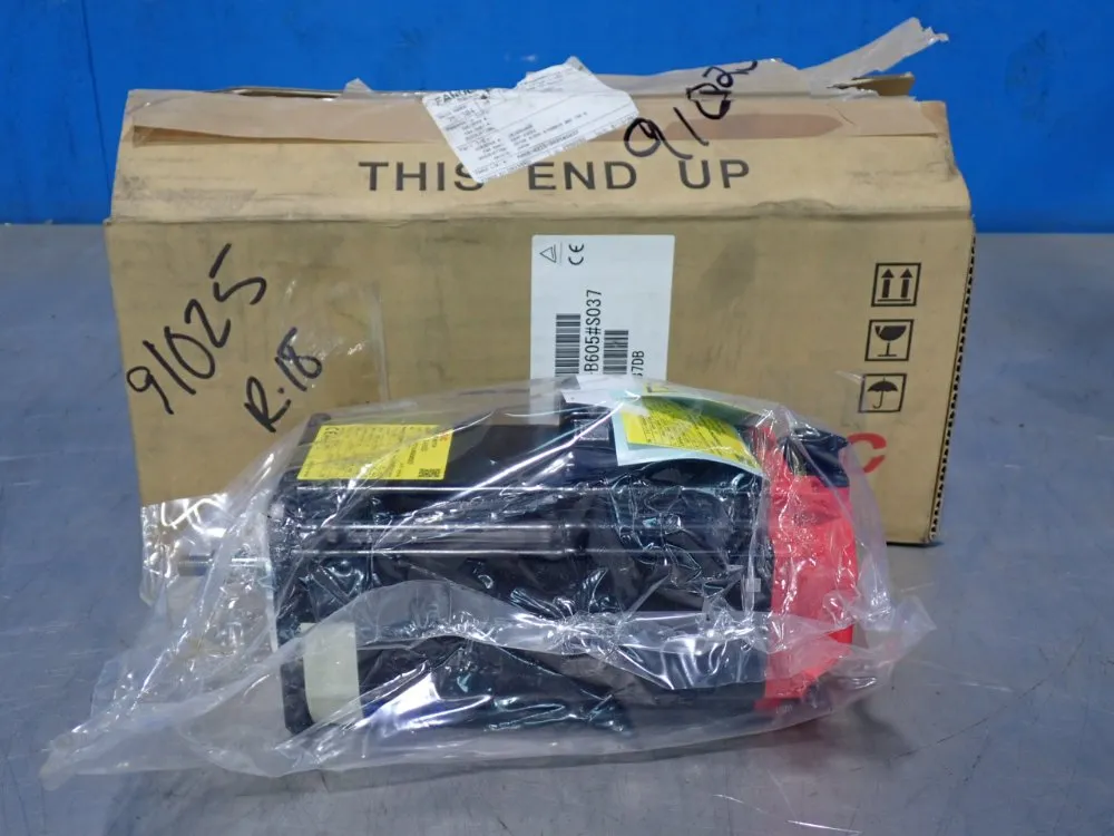 1 KW Fanuc #A06B-0215-B605#S037, AIS 4/5000 AC Servo Motor, 400 RPM, 3 phase, 200-240 Volts, new, 2019