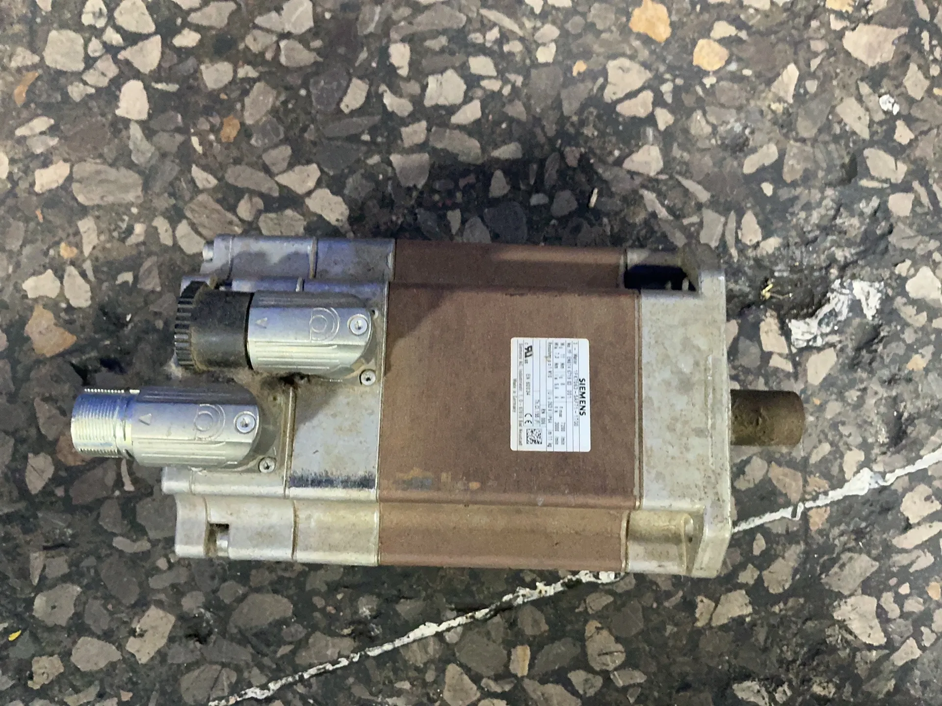 Siemens #1FK7063-5AF71-1TG0, AC Servo Motor, 7200 RPM, 263 Volts