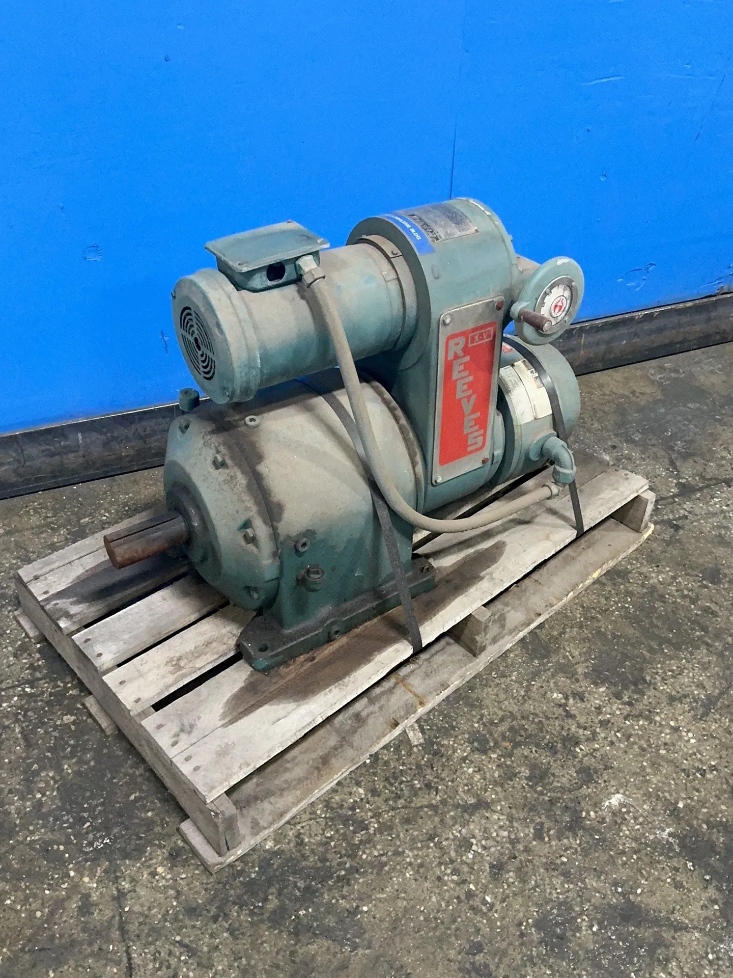 2 HP, 1725 RPM, Reeves #RR363950-001-YS, Gear Drive, 3 phase, 230/460 Volts