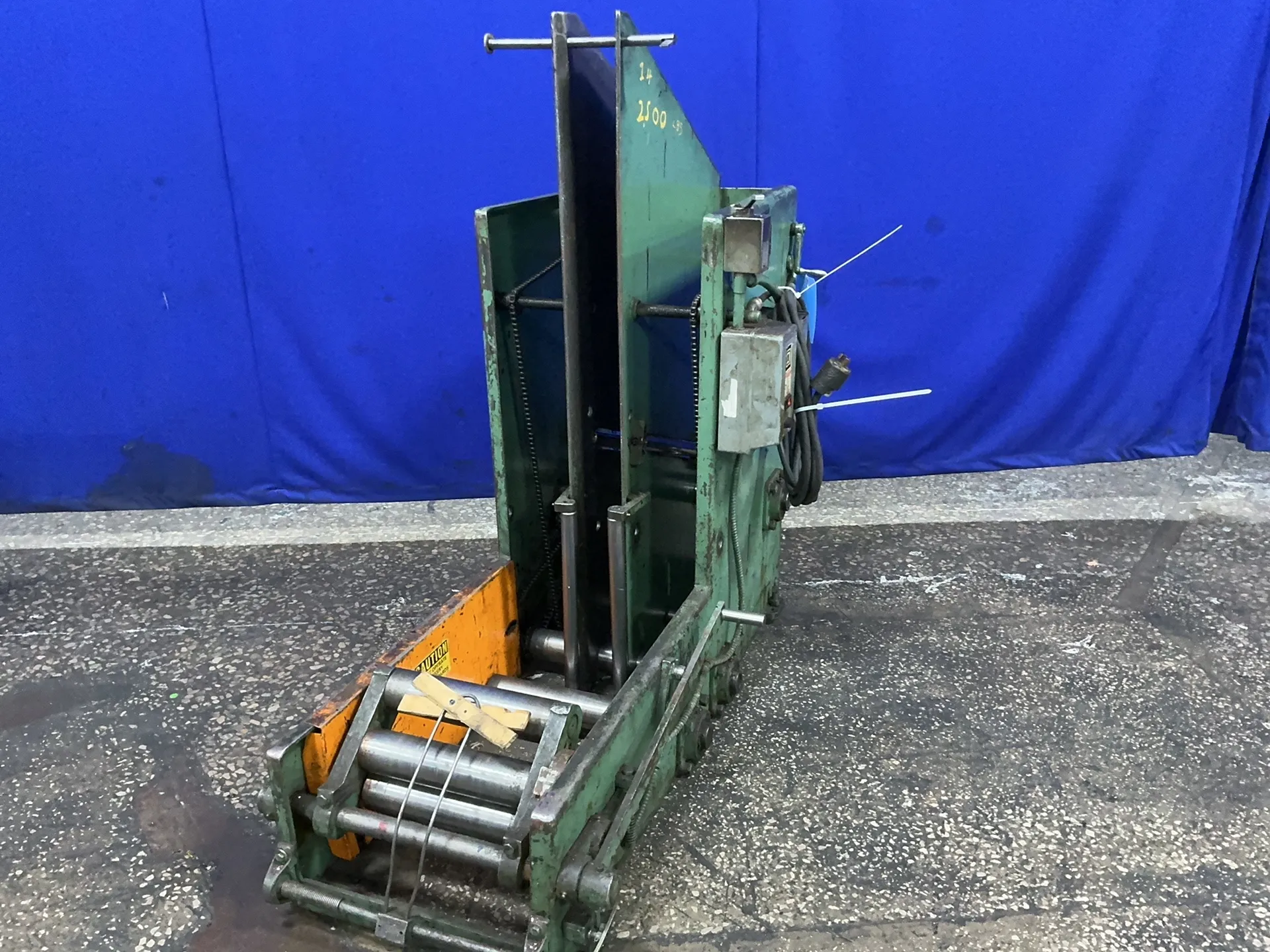 2500 lb. Cooper Weymouth, coil cradle, 3/4 HP, 1725 RPM, 208-220/440 V.