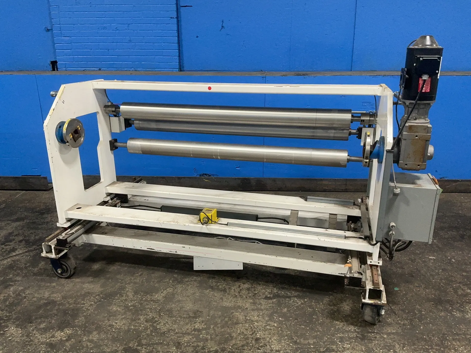 4-1/2" x 67" rewinder, 3 rollers, 79" length opening, .75 HP, 1725/3450 RPM, 230/460 V.