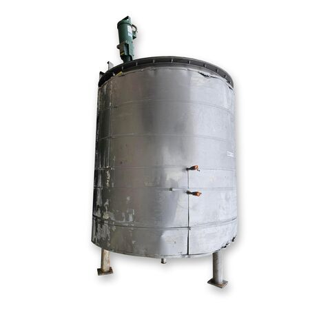 680 gallon Stainless Steel jacketed insulated mix tank, 304 Stainless Steel, 0.25 HP Lightnin agitator