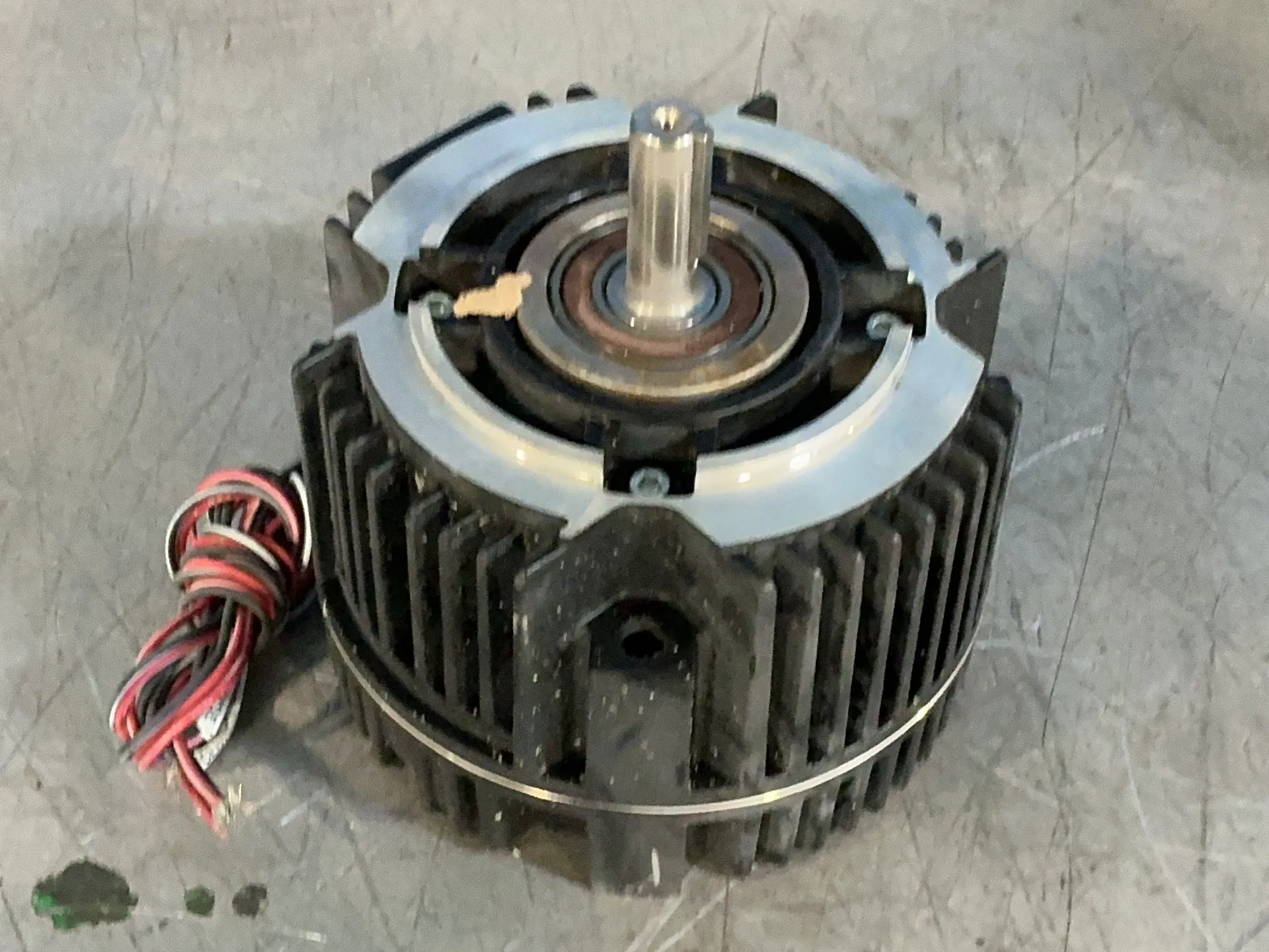 Warner Electric #5370-273-203, electromagnetic brake, 3000 RPM, 24 Volts DC (2 available)