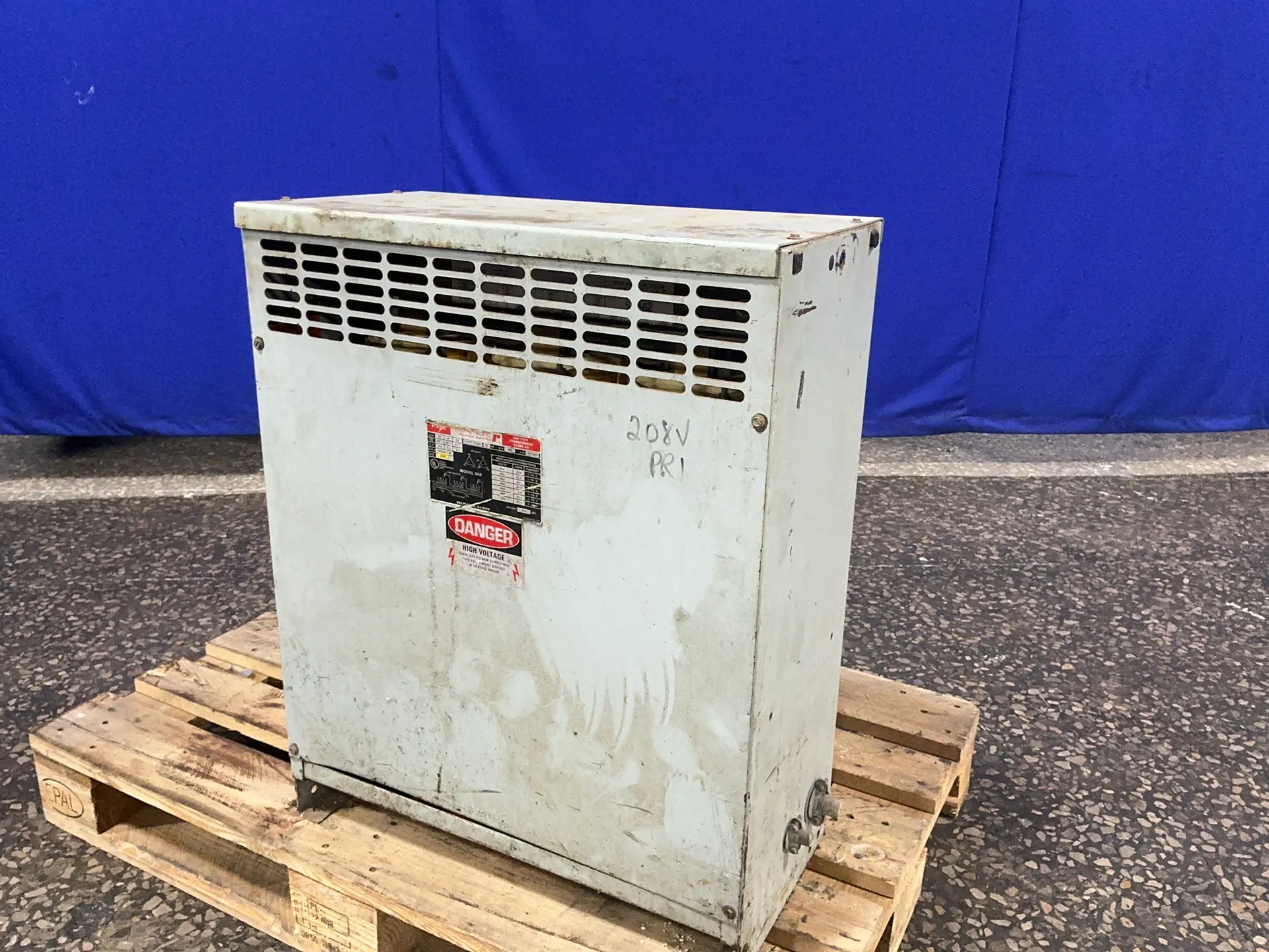 45 KVA 480 Primary, 240/120 Secondary, Federal Pacific 36B, dry type transformer, 3PH, 1984