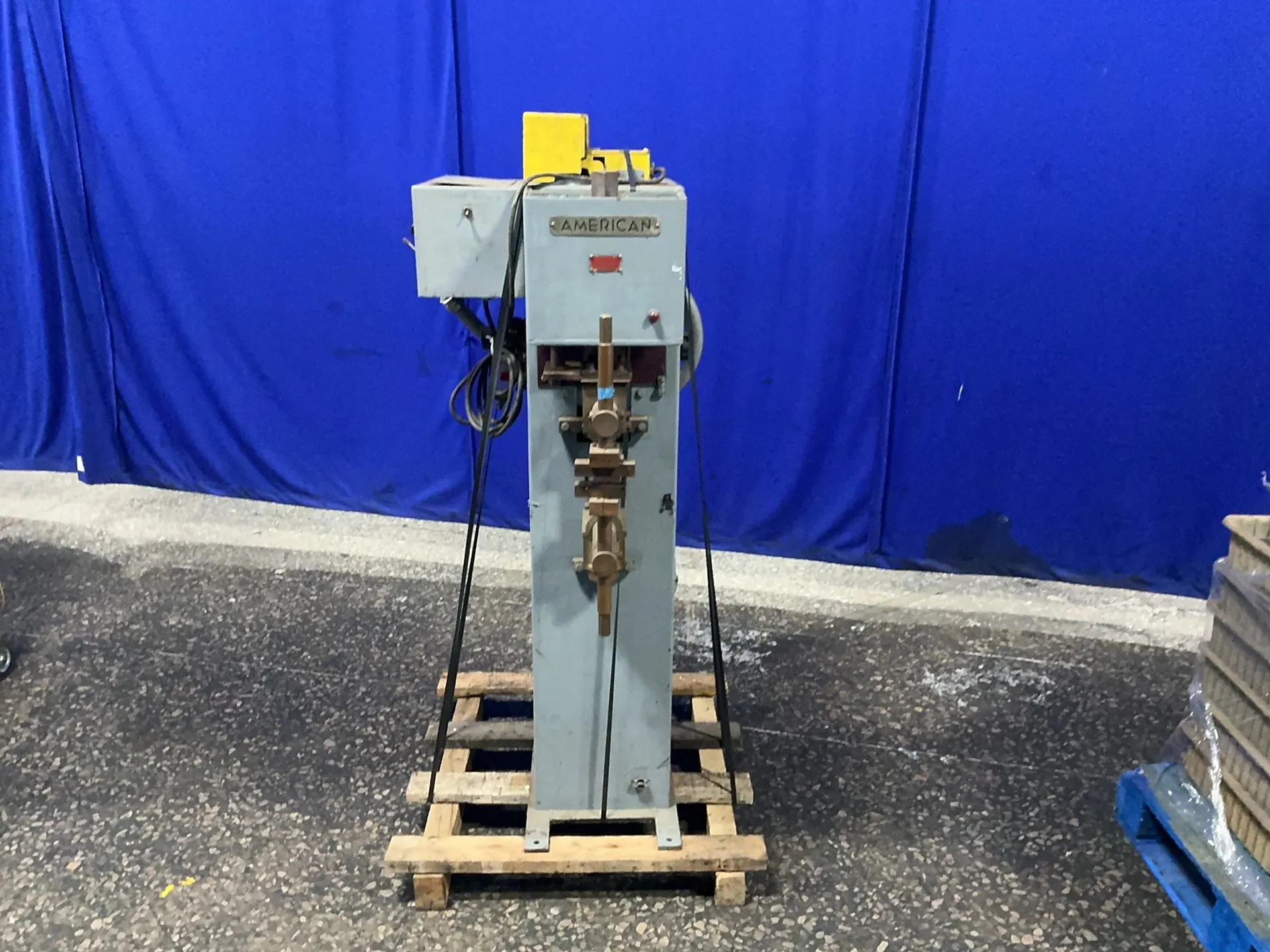 10 KVA American #BP12AS, spot welder, 13" arm length, foot pedal, 45 A, 220 V.