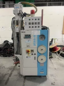 Matsui #MJ3-25J, Dryer w/ Hopper, 25 lb./hr., 23 cfm, 55 lb. hopper capacity, 176°F-320°F temp. range, 2.1