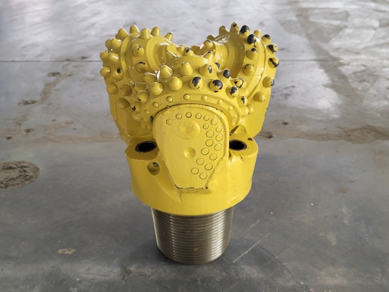 Epiroc #5697000628, Tricone Rotary Drill Bit, 10-5/8" bit diameter, 6-5/8" API REG connection