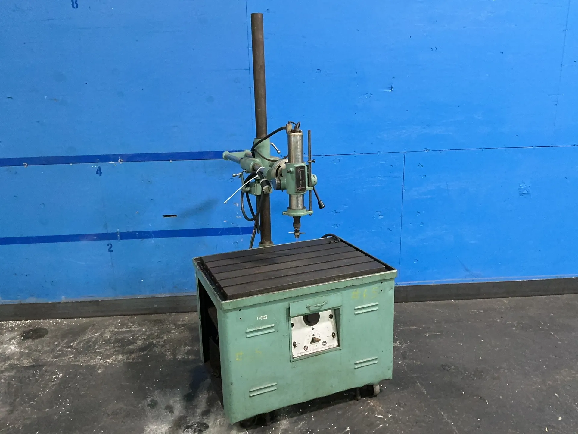 Electro-Arc #LS440V, Metal Disintegrator, 24" x 36" capacity, 25 Amps, 440 V.