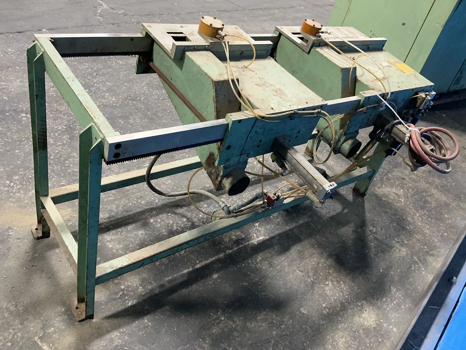 Denny's #CJR-4, double head chamfering machine, 2 HP